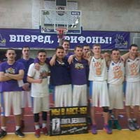 Сборная КФУ — в лидерах Чемпионата Крыма по баскетболу