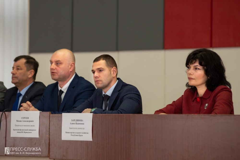 ╠шїршы ╤хЁуххт ш └ышьх ╟рЁхфшэютр