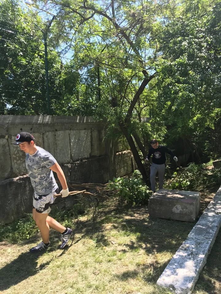 image-10-06-20-11-17