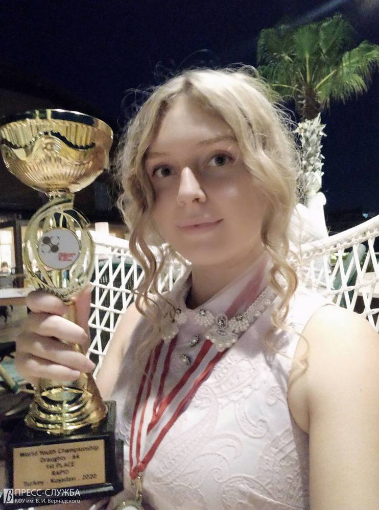 IMG-3237f3414a08617cc9eb96ddf8dd45e6-V