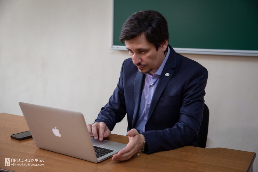 Игорь Вахрушев