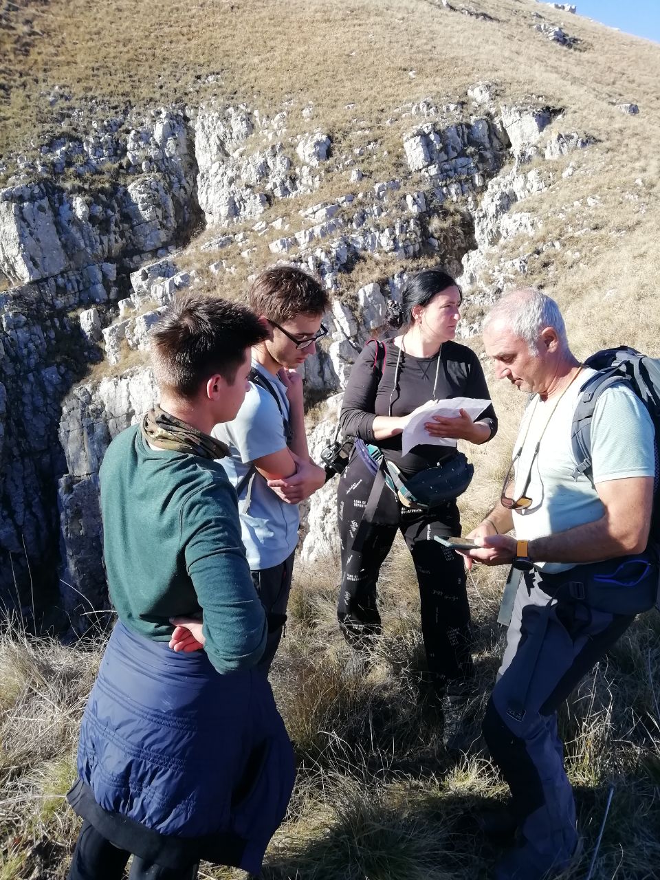 -5458810945846490716_121