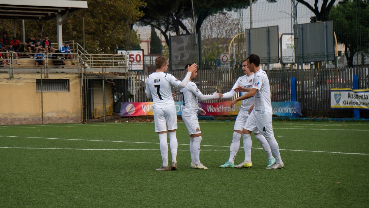 image-12-11-21-01-02