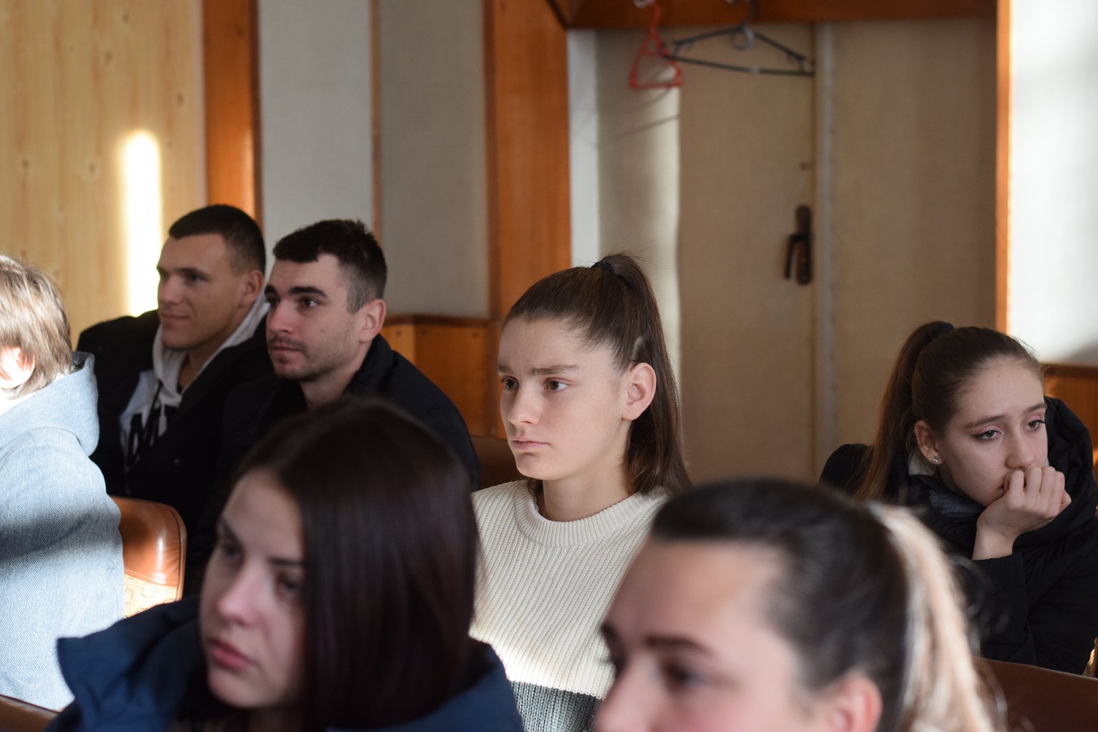 IMG-173f5b6bf1c4e0906bc40e700f4345ad-V