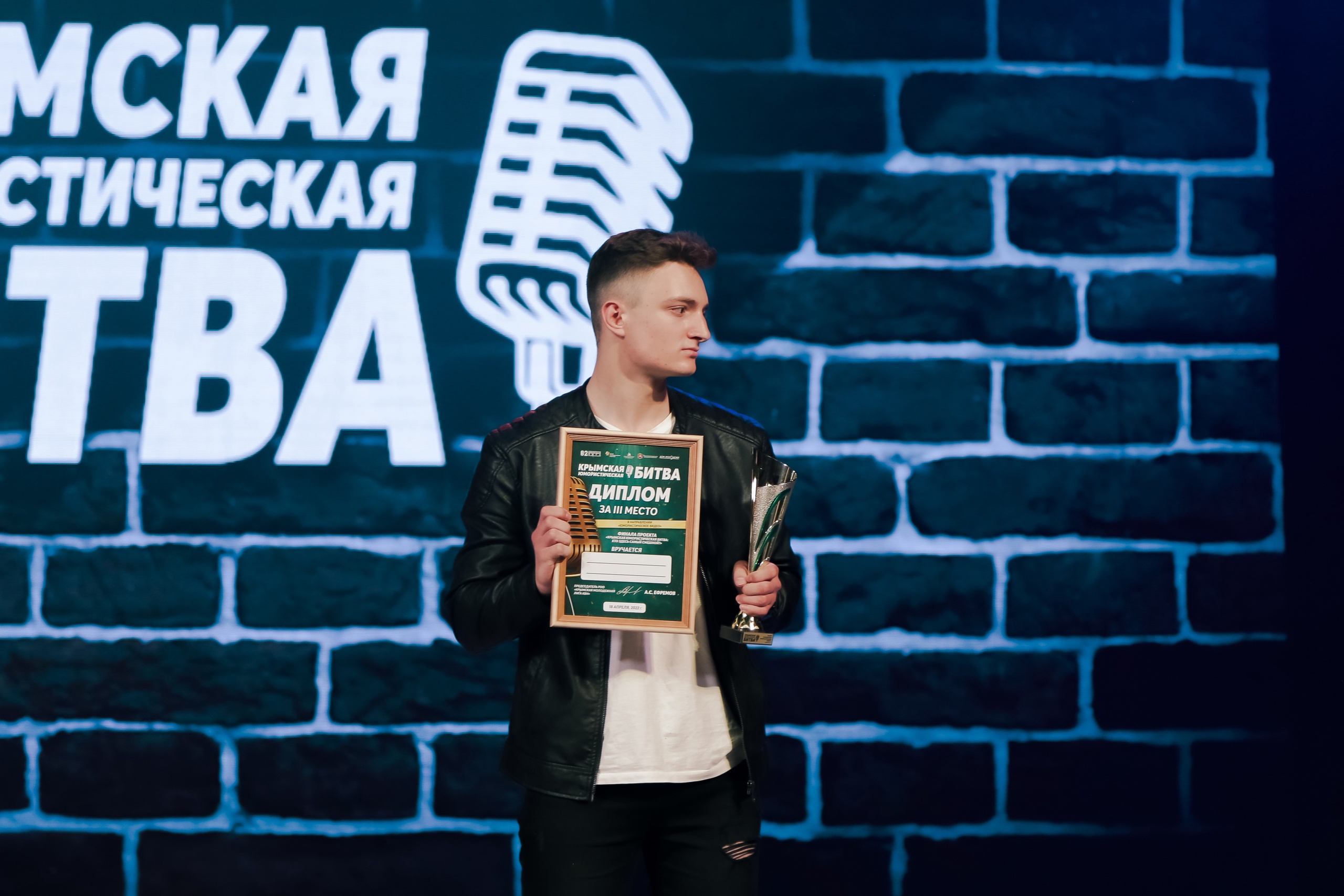 CO70pBDFvx1tAhV2ccFX1vLWhSn5RW5WINVW3ZYp9XLWOl6EPcU_x9ZW-qvK7BzwEQ-1Tad4GuUSJItuelhRIXuw