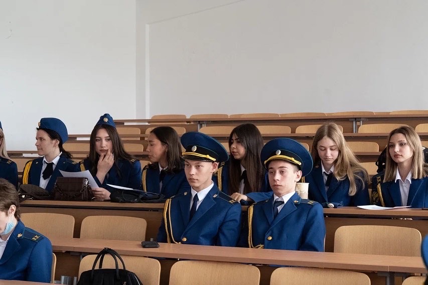 DE855174-329F-4D16-9A42-0A8A003A08E0