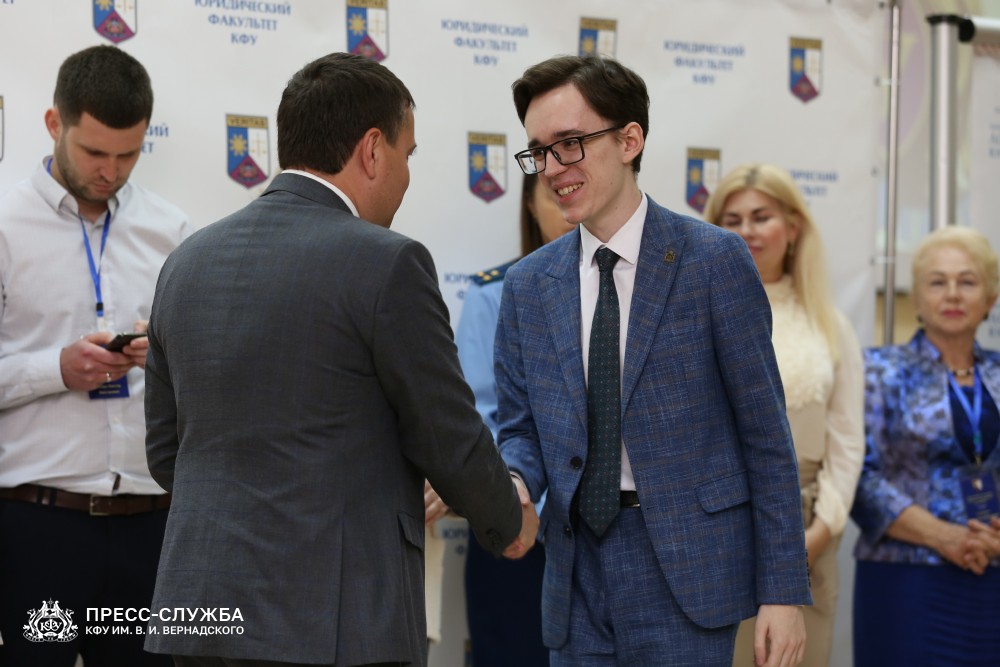 Canon EOS 5D Mark III 5760x3840_003481