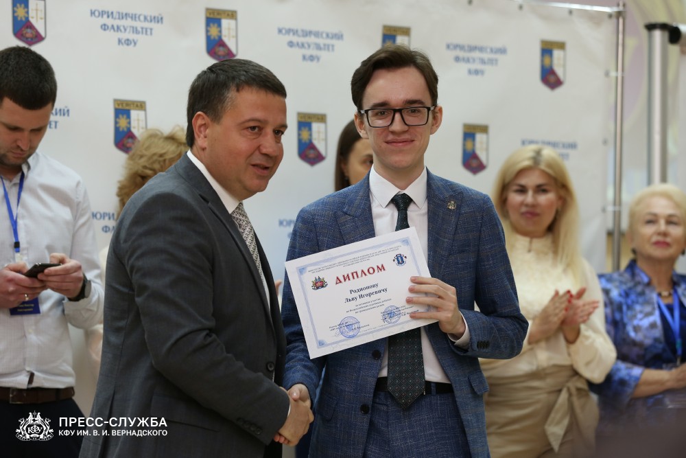 Canon EOS 5D Mark III 5760x3840_003485