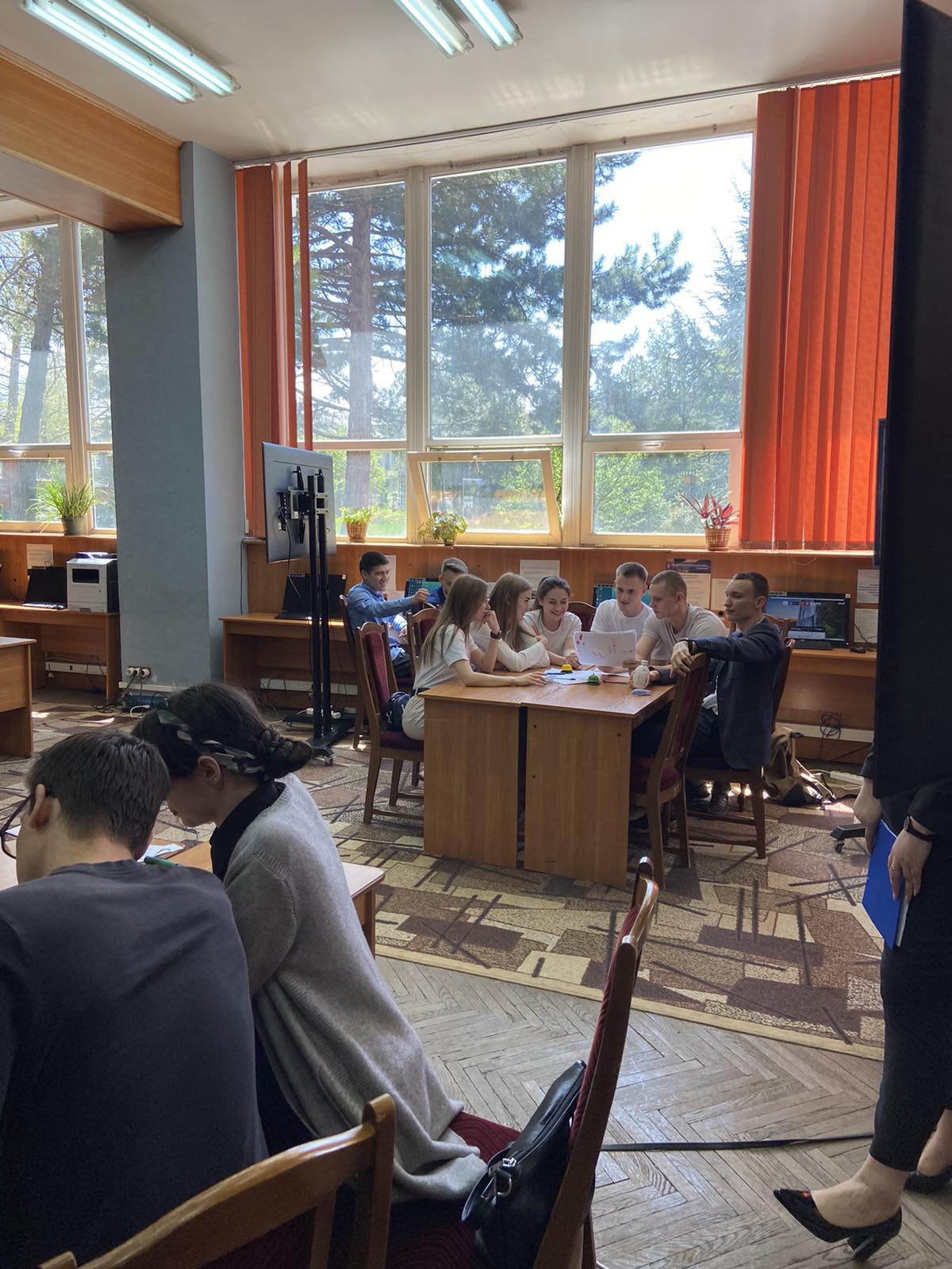 IMG-1c8feb4a1284bcffbbab62ea6f7ad424-V