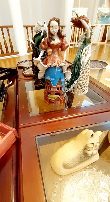 Выставка 144