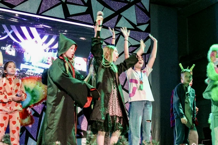 3_В детских лагерях Крыма началась зимняя смена