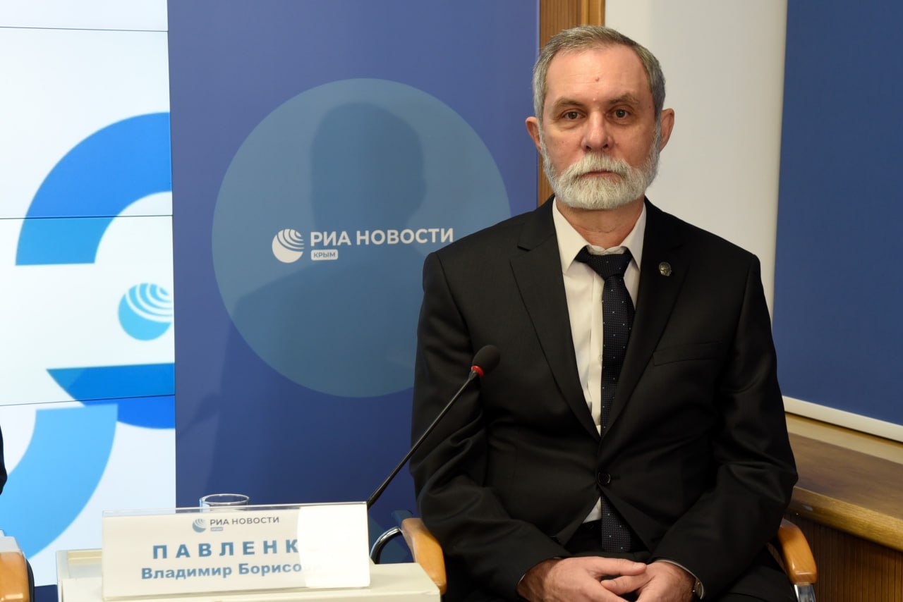 photo_5393145448555988874_y