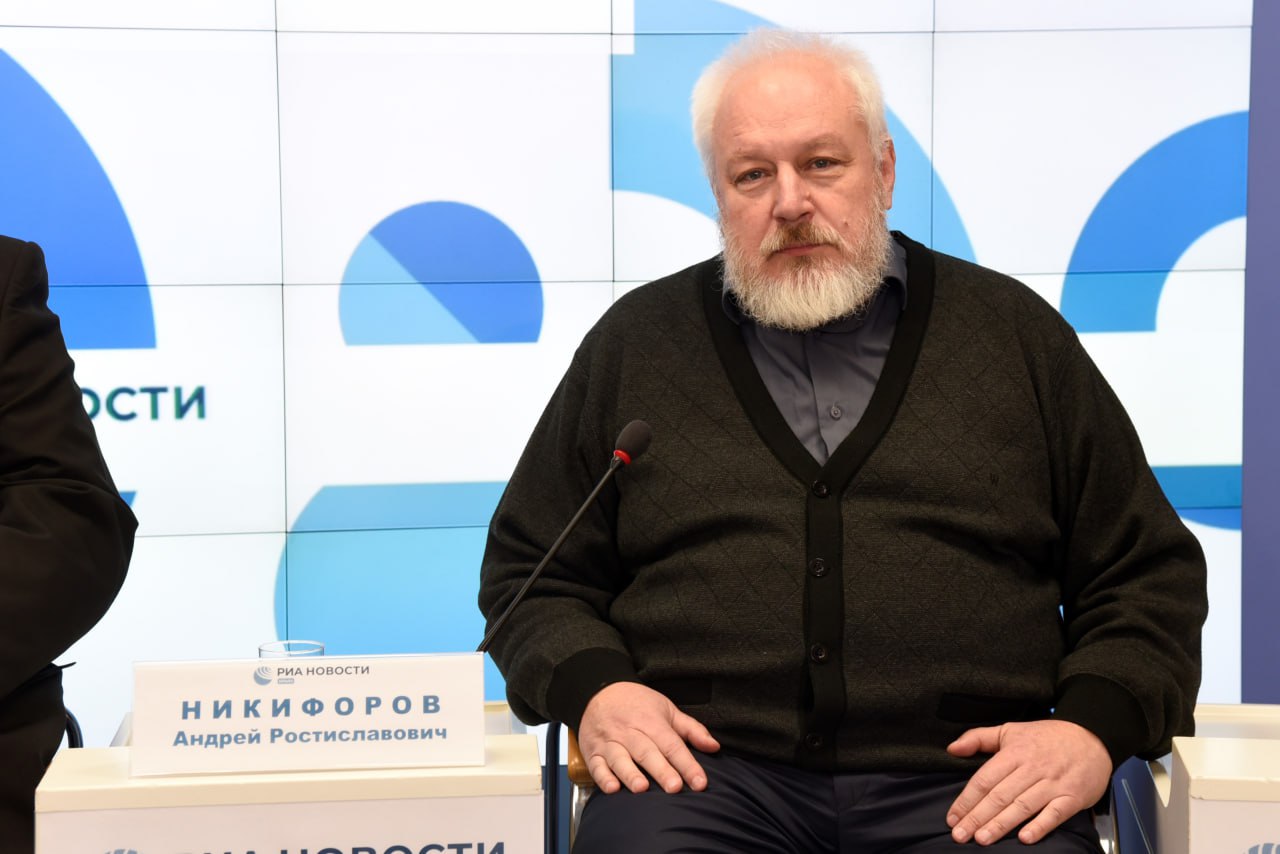 photo_5395397248369672972_y