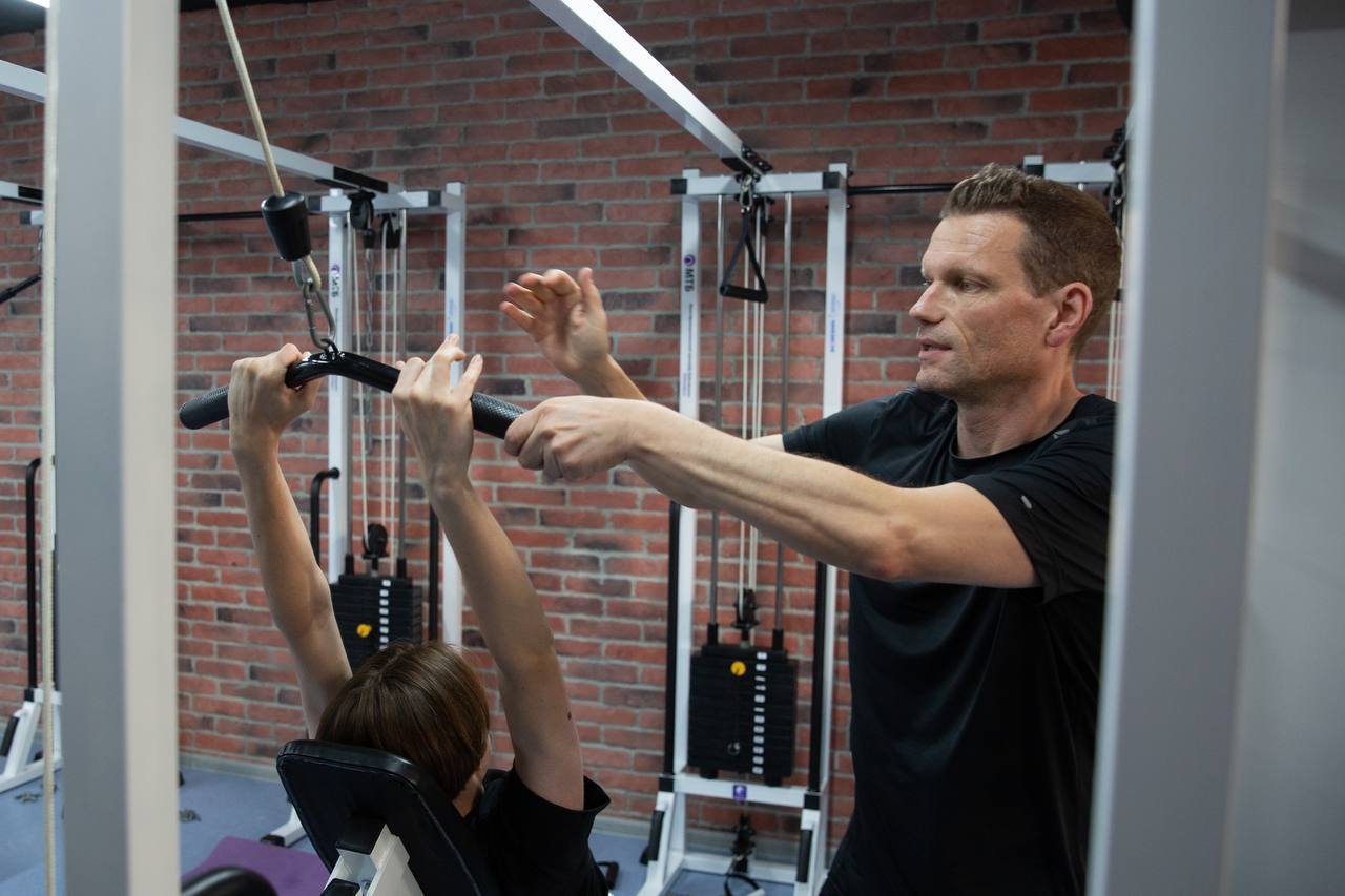 photo_5409203747160179638_y