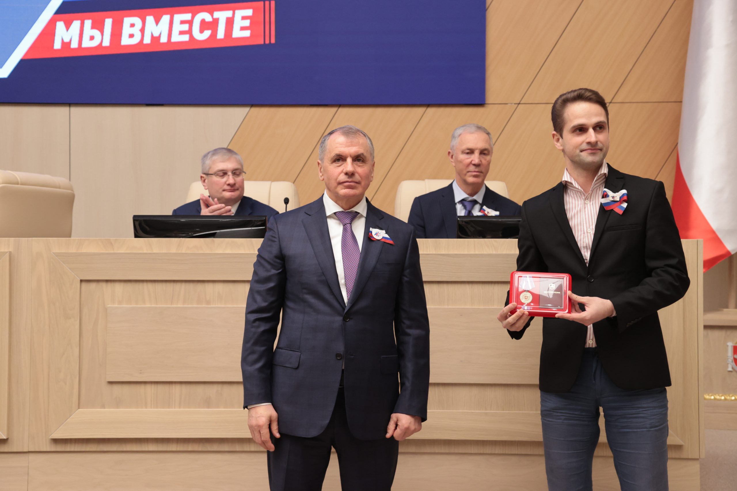 64130308a47cb0.87863397_SDV16704