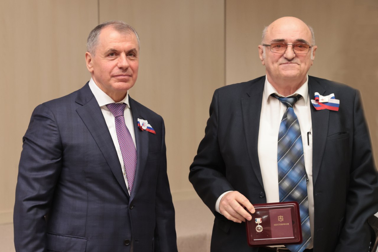 -5233325927310673269_121