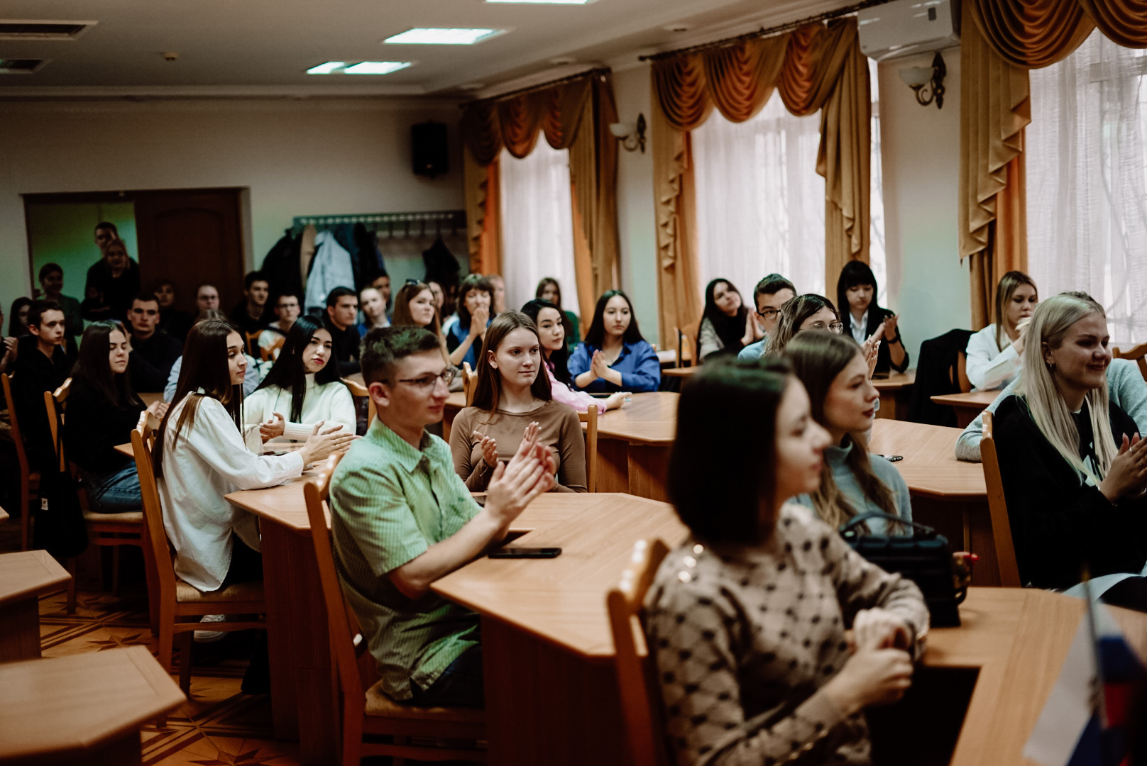 DAD8F319-F0D8-492C-9C9B-A6C5D2D31F49