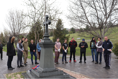 image-17-04-23-08-03-2