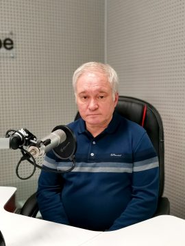 2023_04_28_chgu_gost_v_studii_aleksandr_tishchenko-270x360