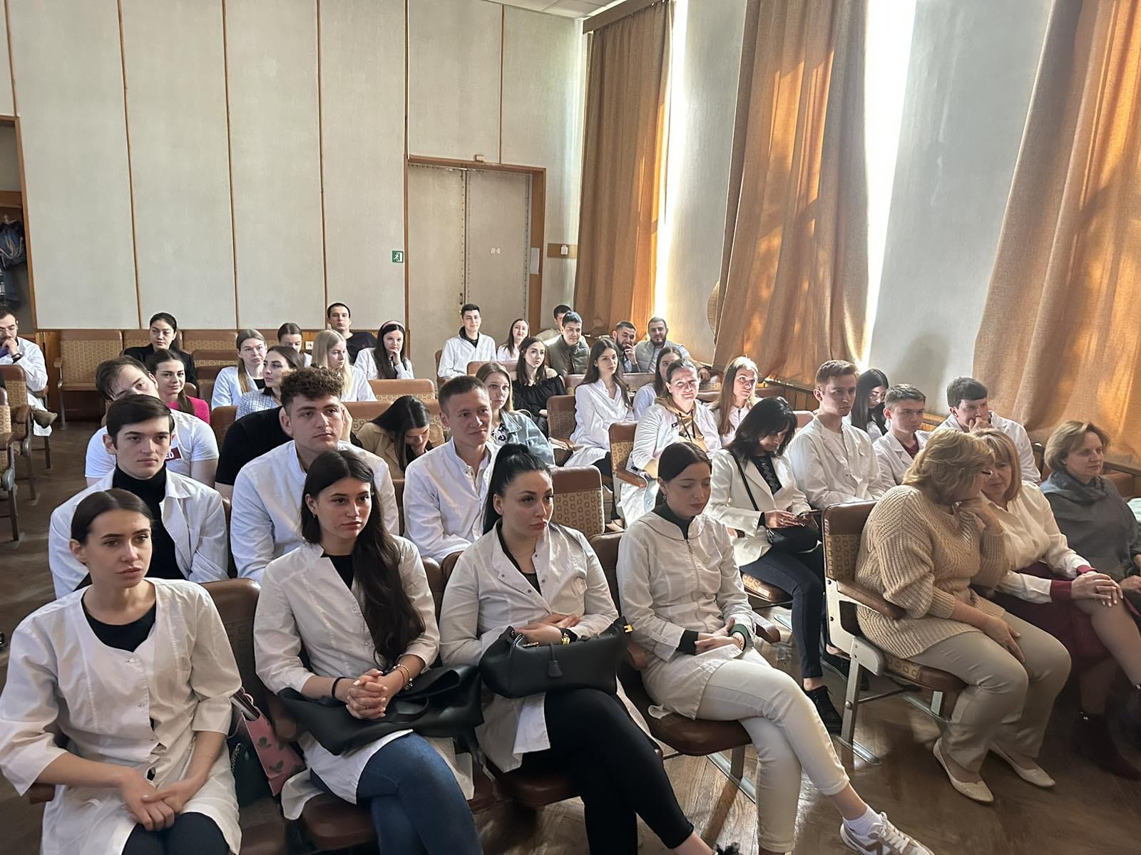 IMG-7b45b651e06c6caeb4e035fcbf488acb-V