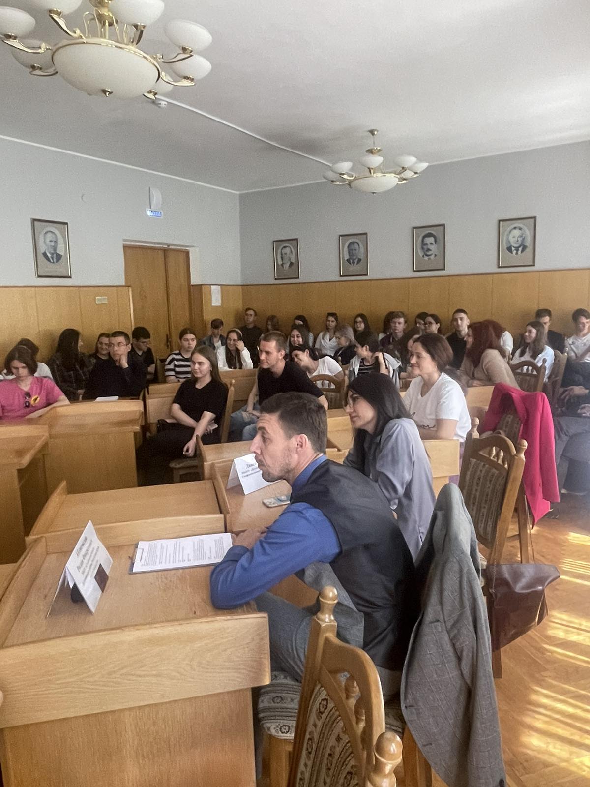 IMG-8f1deb730184cd72225b631f5a97017a-V