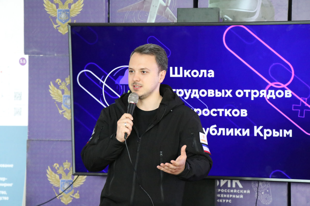 В Крыму прошло торжественное открытие школы подростков_5