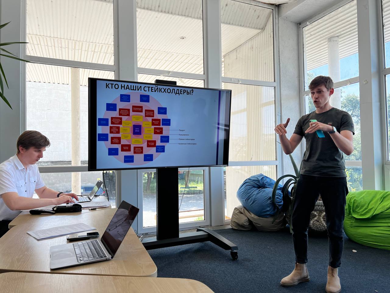 image-21-06-23-09-51-9