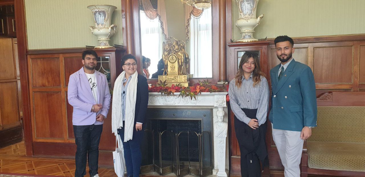 07042948-3cf3-4b52-b771-7099263e704e