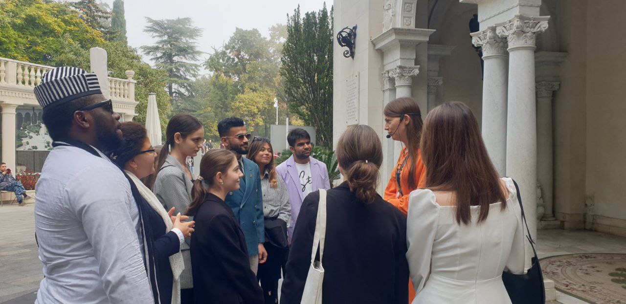 211d3f5e-07f4-4a70-a92a-a9ae8ea97123