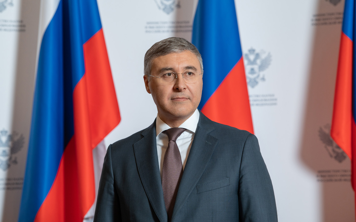 ea3f64fe14f77dc6e1f6af4fd1417993_