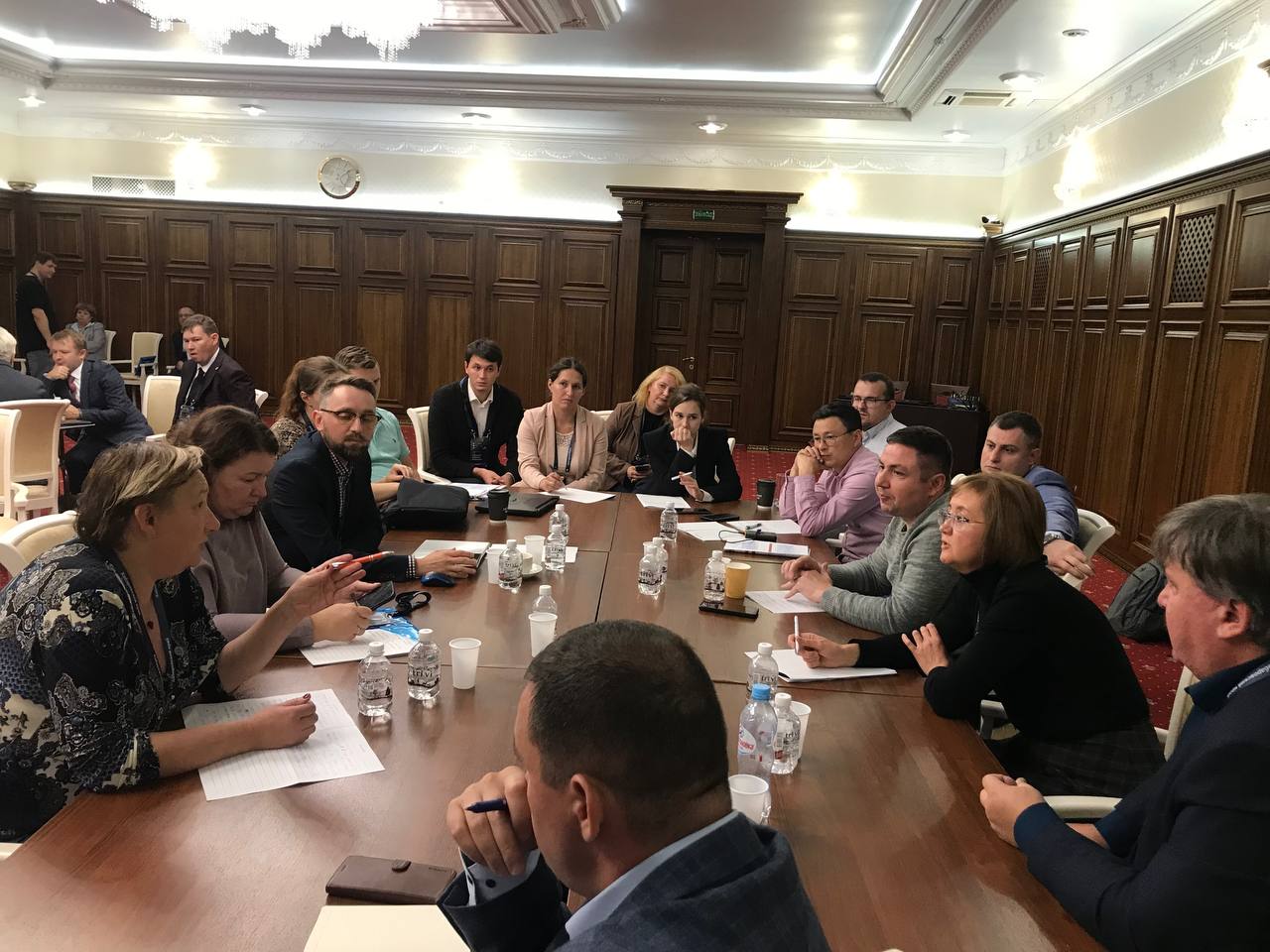 Работа группы экспертов по поиску решений переработки отходов в биоудобрения