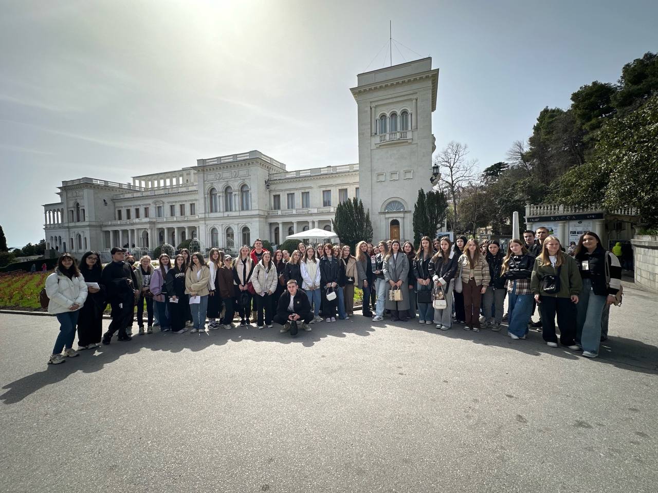 photo_5202166072722184329_y