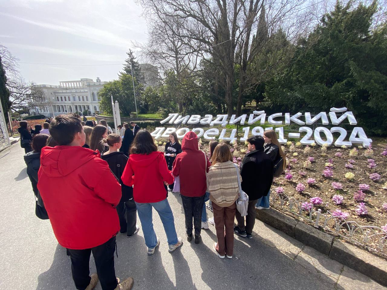 photo_5202166072722184332_y