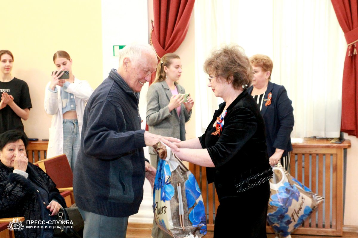 22EEF606-79CF-4418-9985-12F23B02DC62