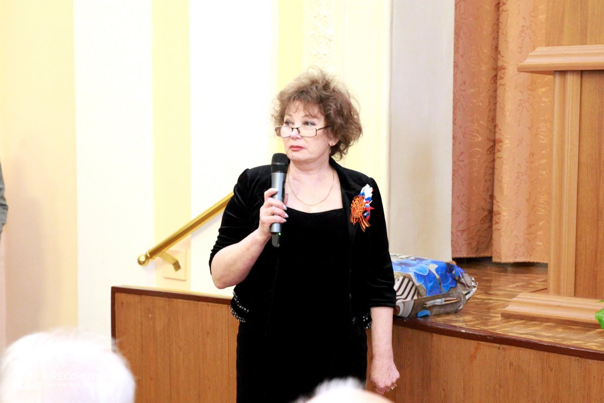 D26E4925-44FF-46D8-ACE0-CD3037EF688B