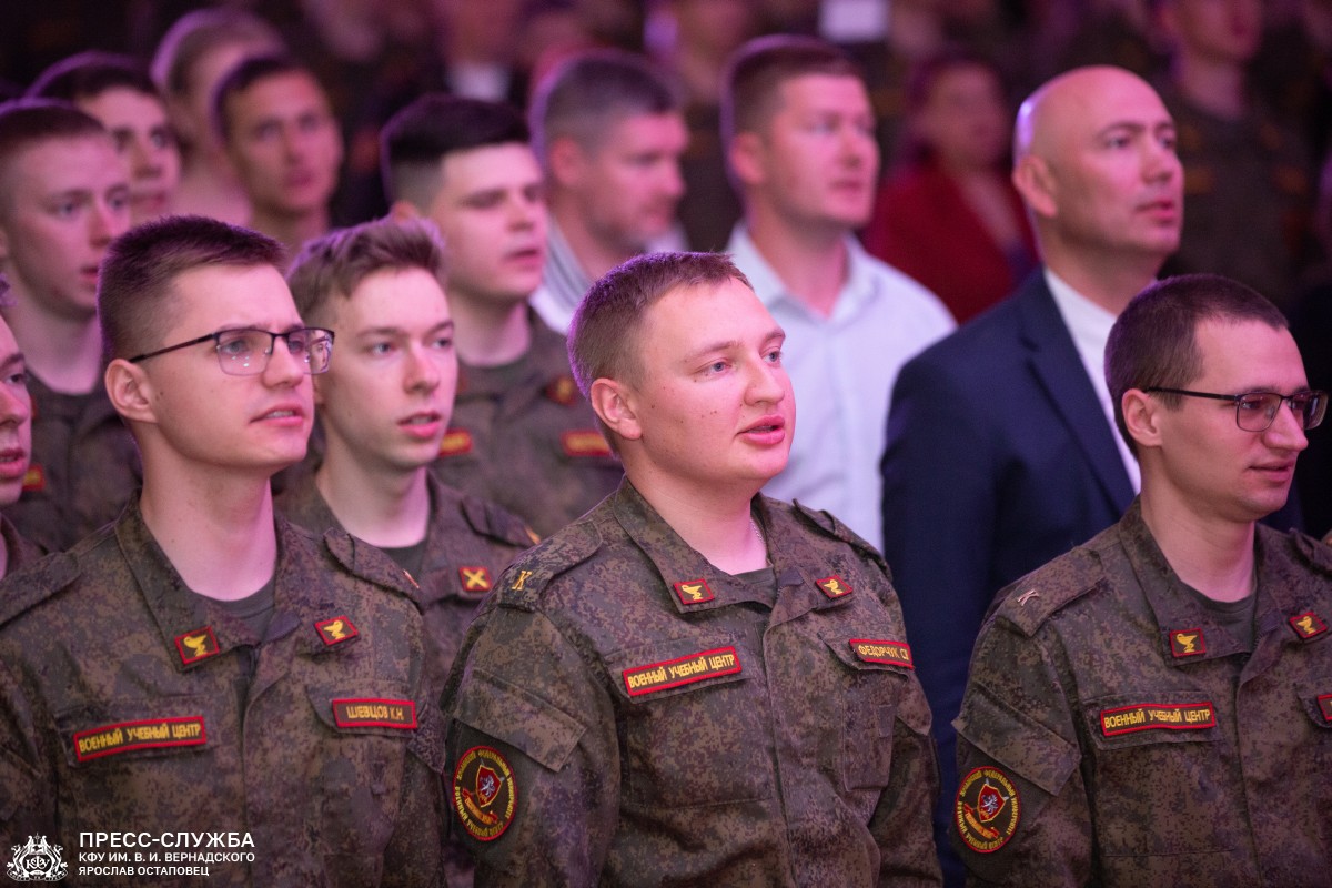 DB7A193F-FC14-4670-8D46-D649178CDA37