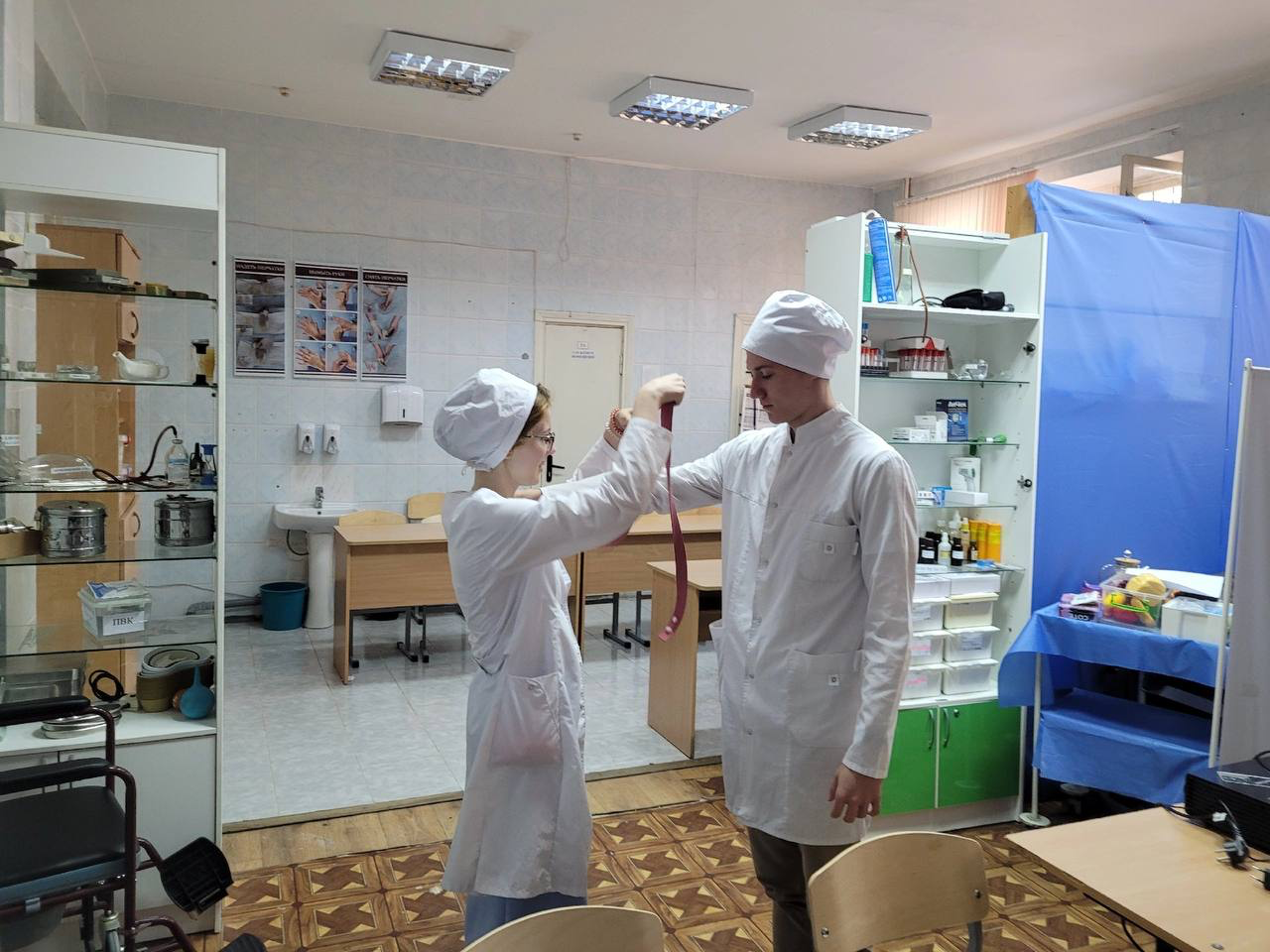 В_Крыму_проводят_профессиональное_обучение_студентов_медиков_2