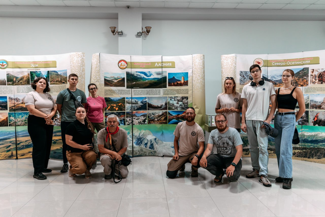 photo_5346131117331308780_y