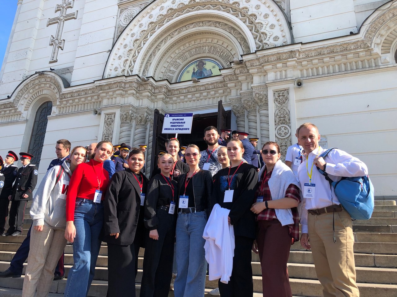 photo_5197352178887548407_y