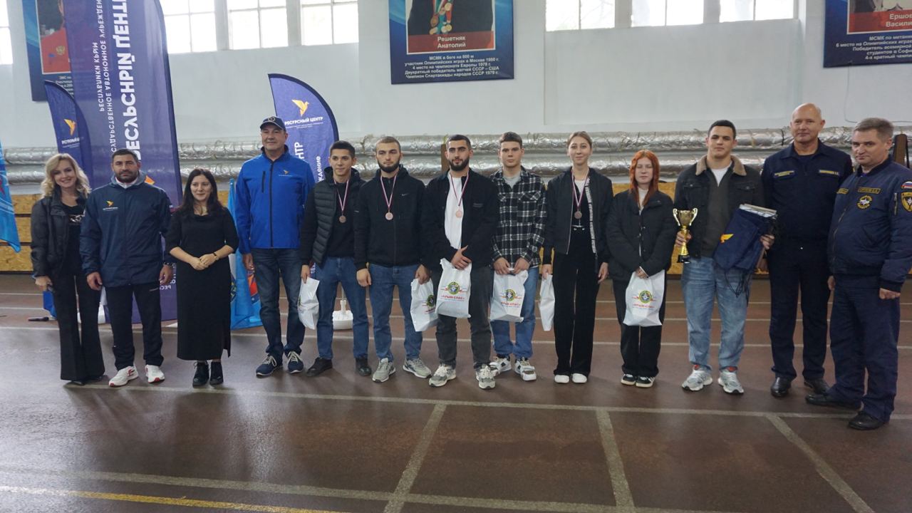 photo_5231474689031923848_y