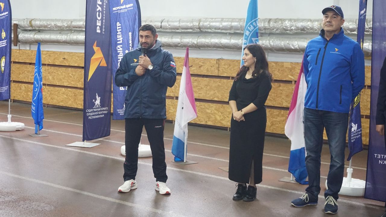 photo_5231474689031923850_y