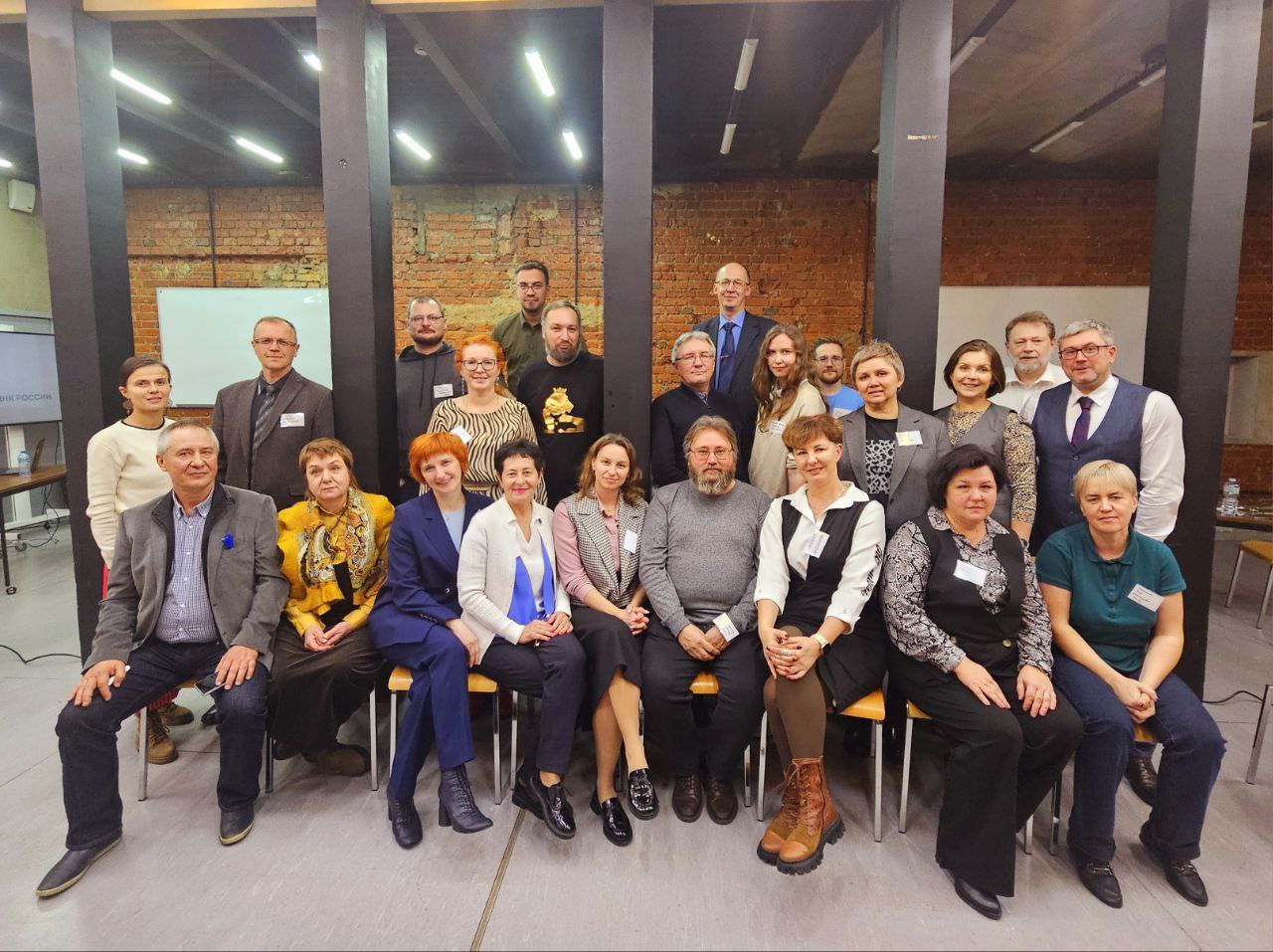 photo_5280667749791688960_y