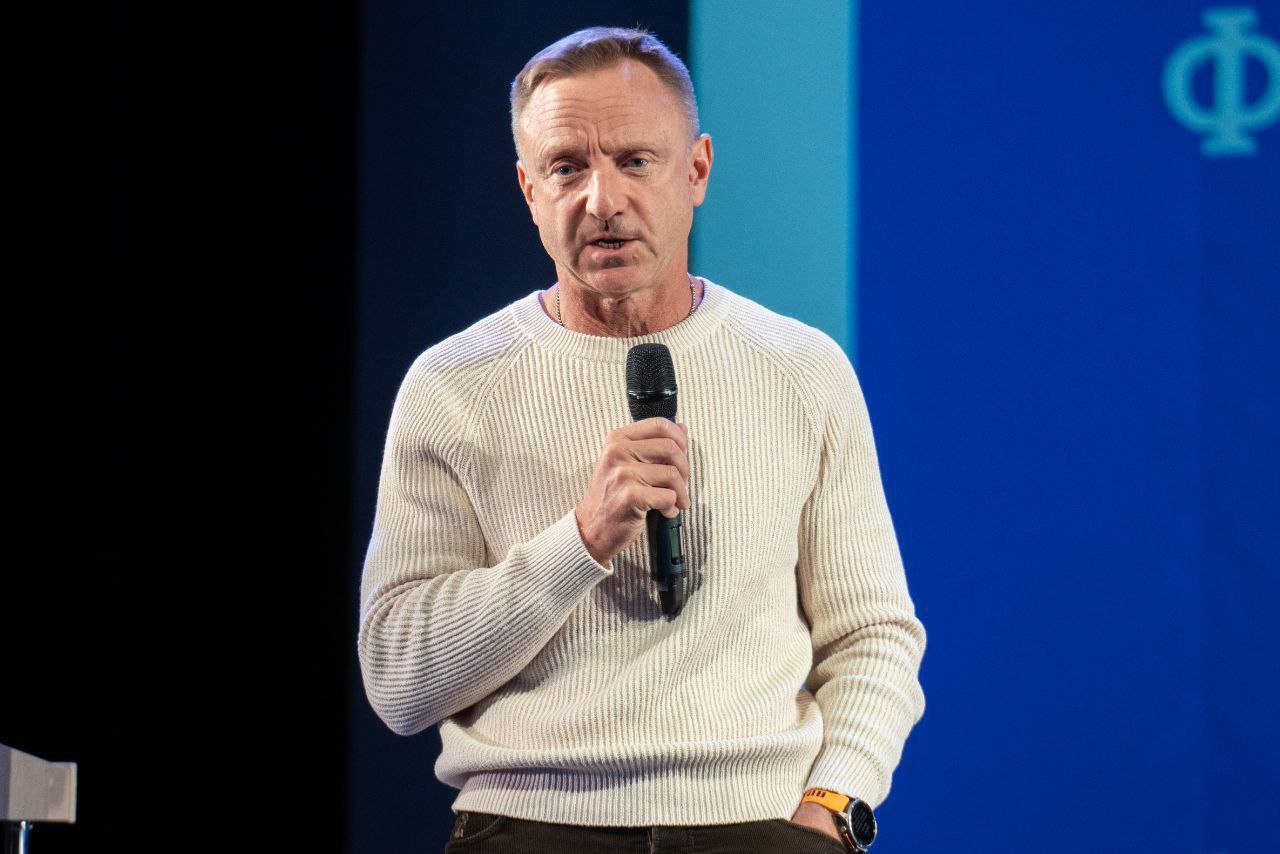 photo_5307998860079138777_y