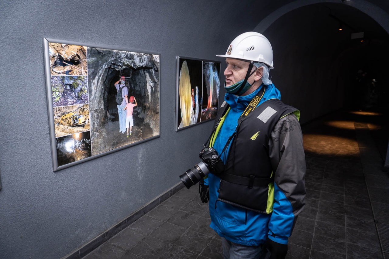 photo_5328221331340256479_y