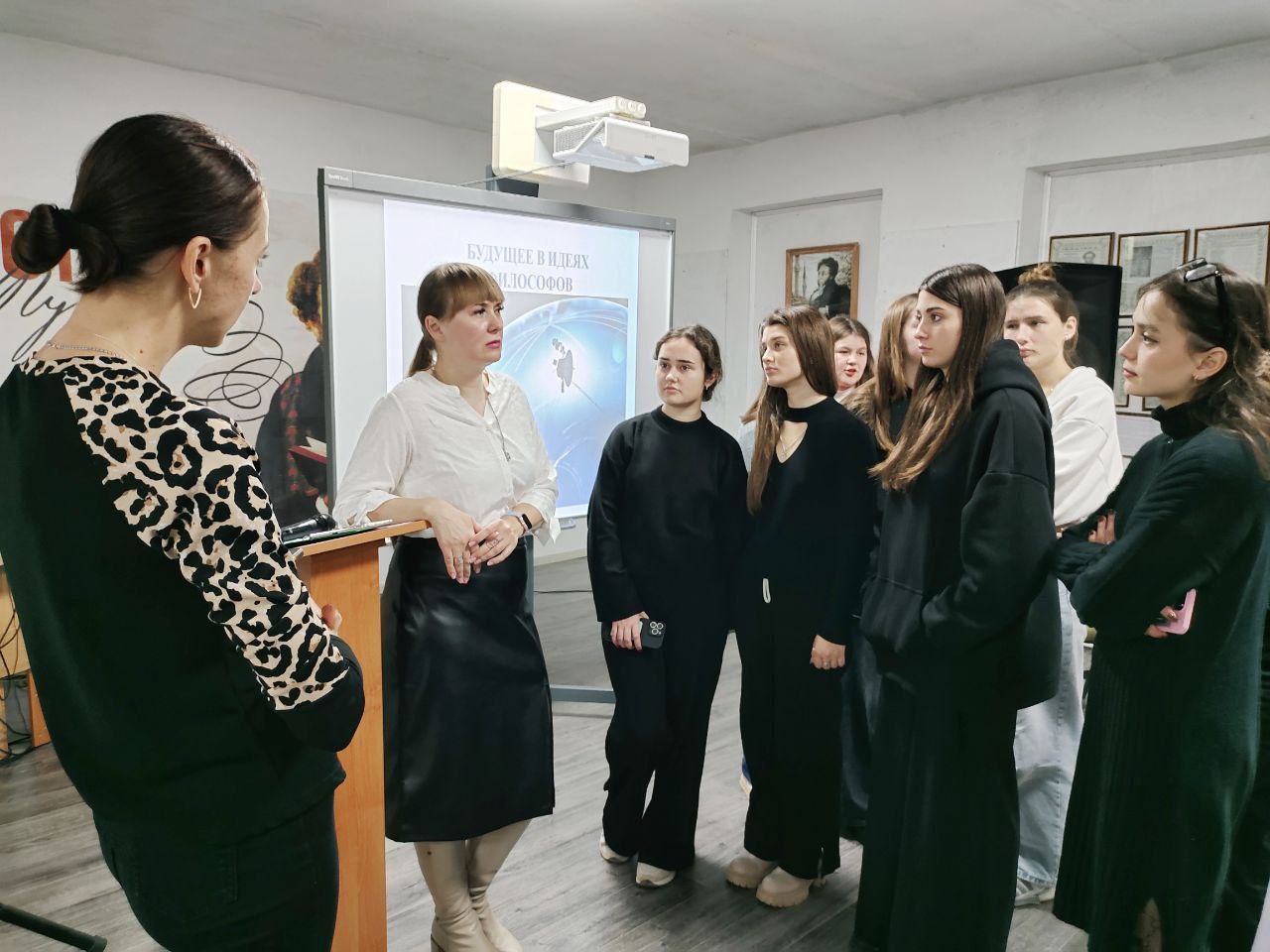 photo_5334924392309845145_y