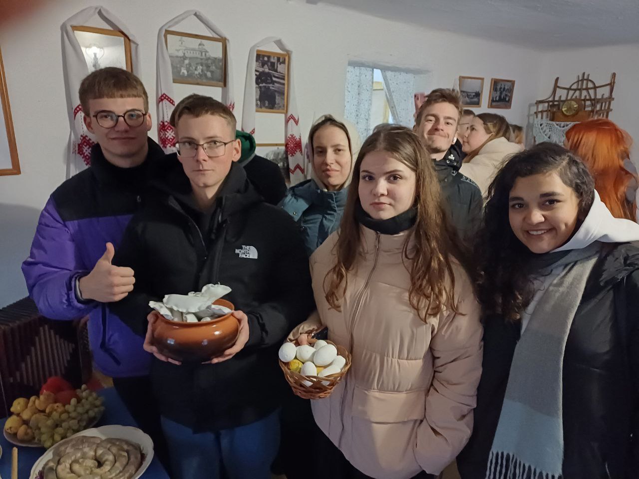 photo_5341311077398474425_y