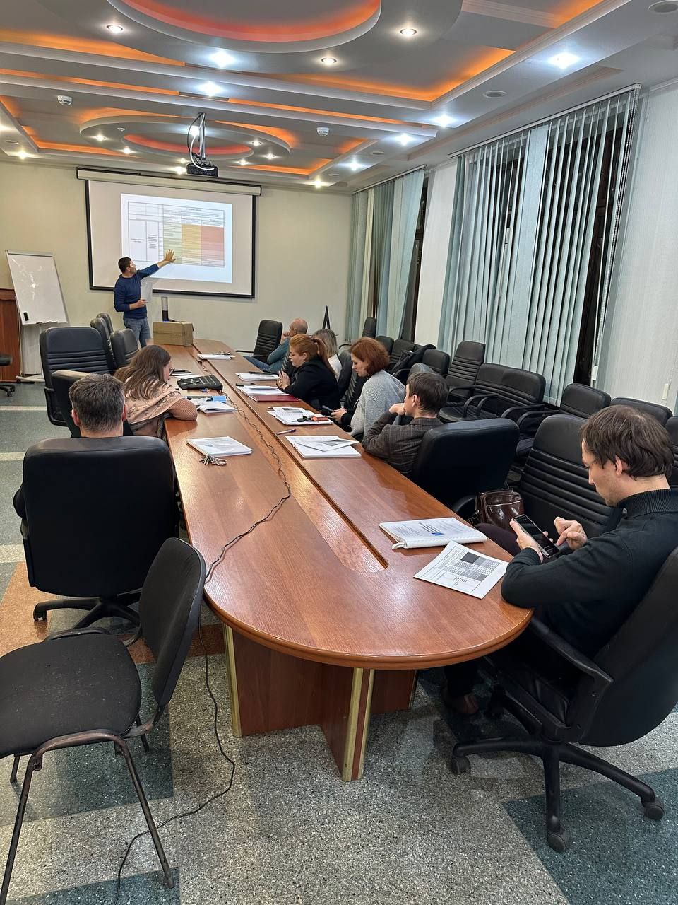 photo_5346098617313781716_y