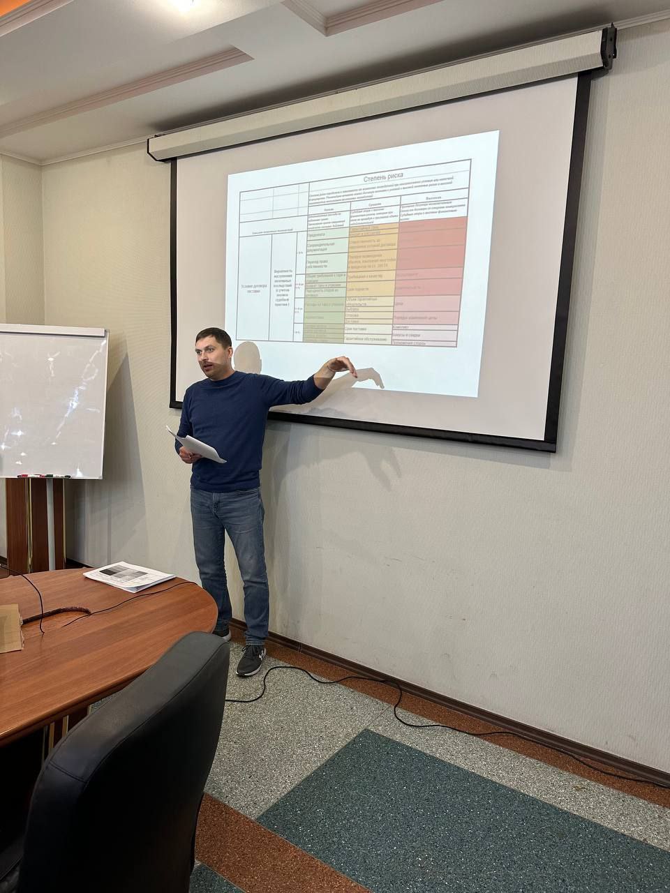 photo_5346098617313781717_y