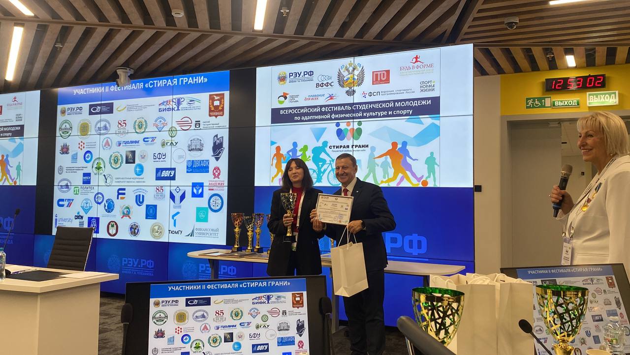 photo_5364020742745874703_y