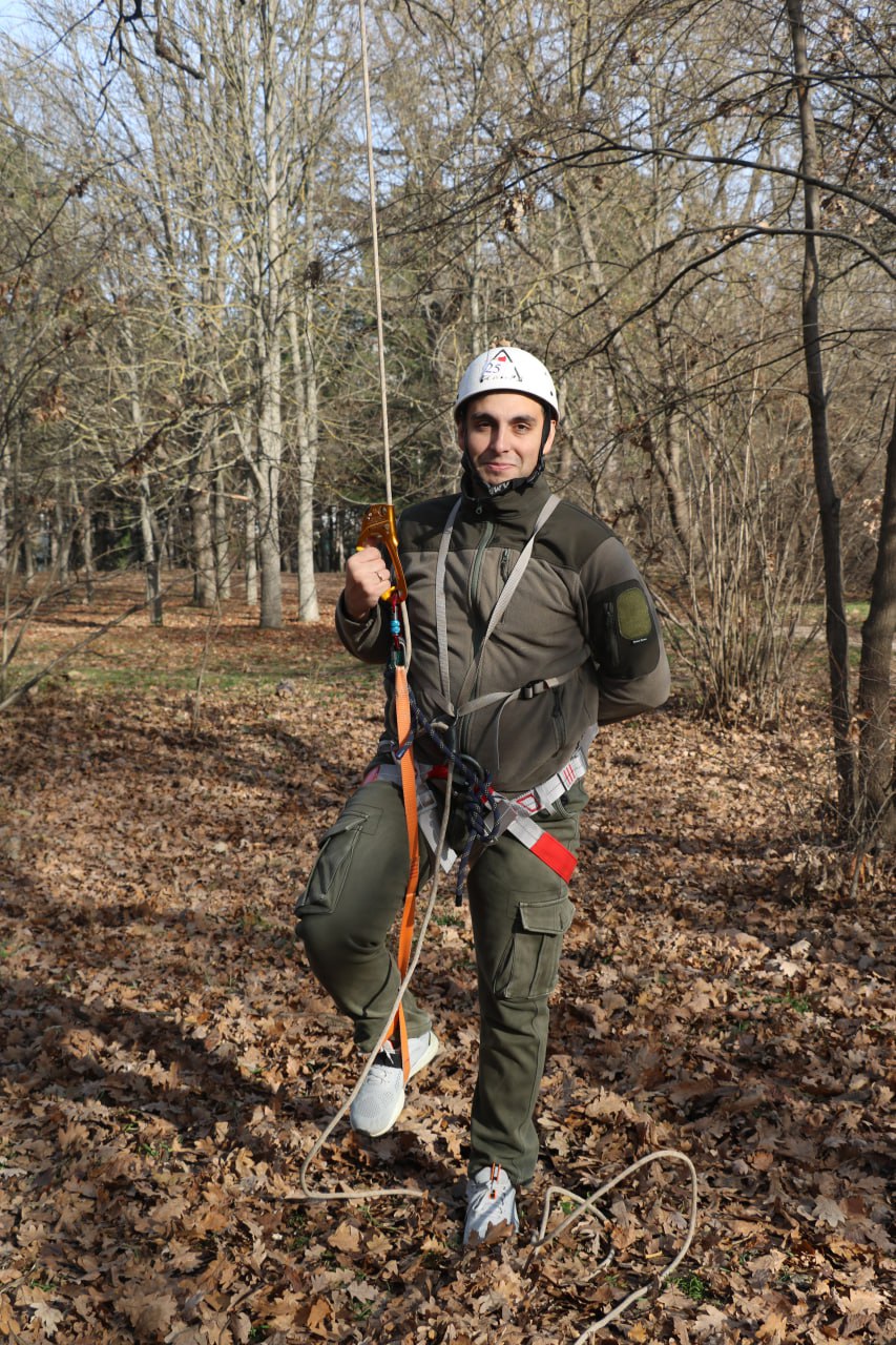 photo_5386466920439602699_y